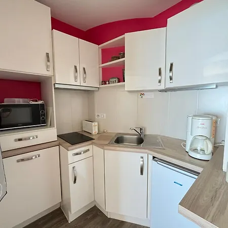 T2 Avec Balcon Face - Fr-1-197-132 Apartament