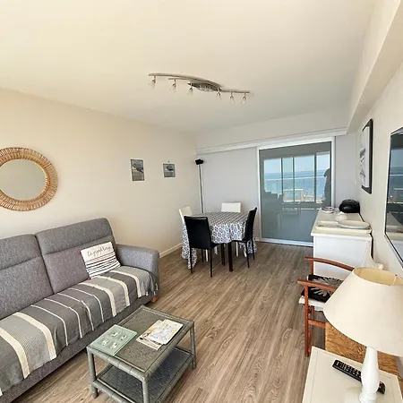 T2 Avec Balcon Face - Fr-1-197-132 *